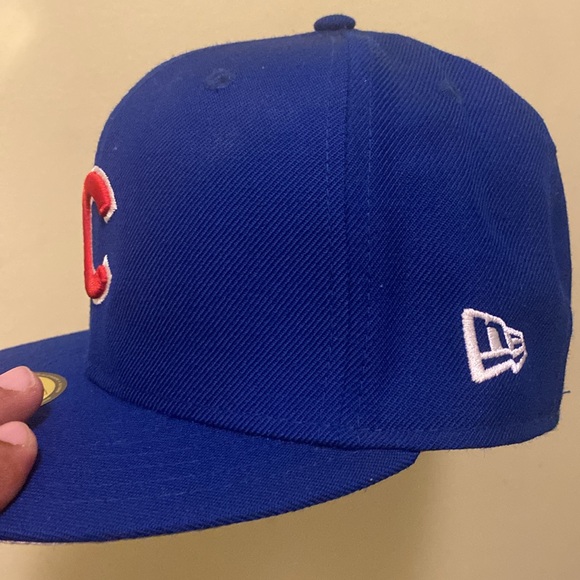 New Era fitted hat “Chicago Cubs” 7 1/8 🔥🔥🔥 2016 WS GREAT CONDITION I GOT 2! - Picture 4 of 5